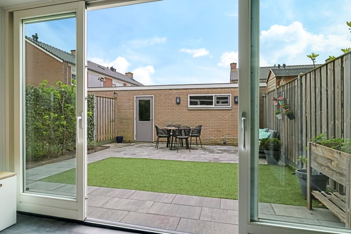 Foto 21 van Narcissenstraat 61