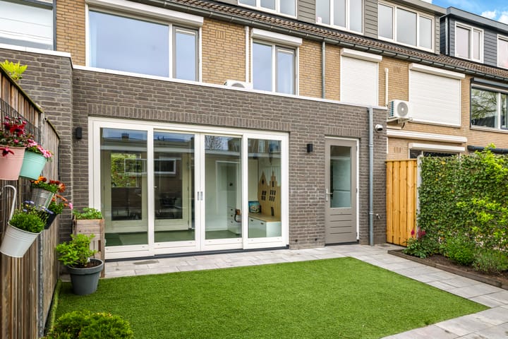 Foto 60 van Narcissenstraat 61