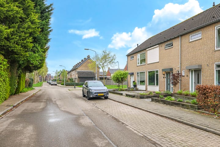 Foto 67 van Narcissenstraat 61