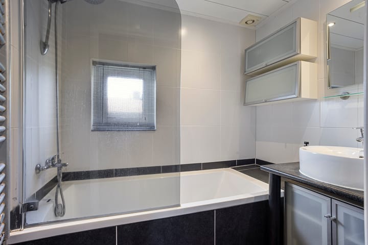 Foto 25 van Ericastraat 8