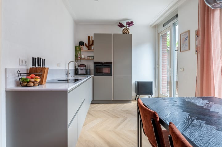 Foto 3 van Erasplaats 82