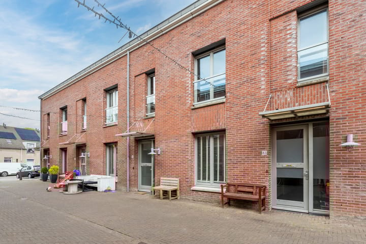 Foto 35 van Erasplaats 82