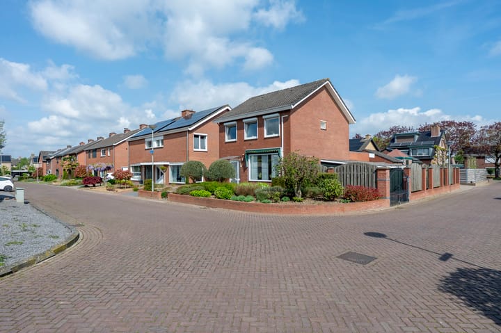 Foto 6 van Meexstraat 18