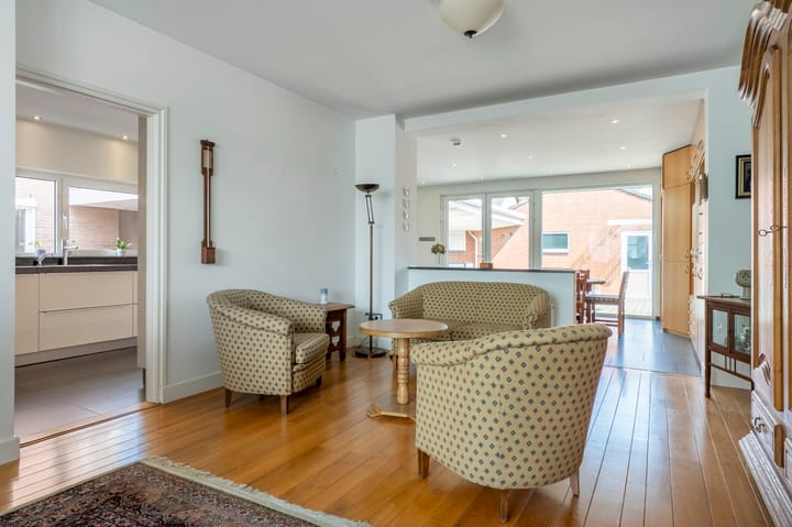 Foto 13 van Meexstraat 18