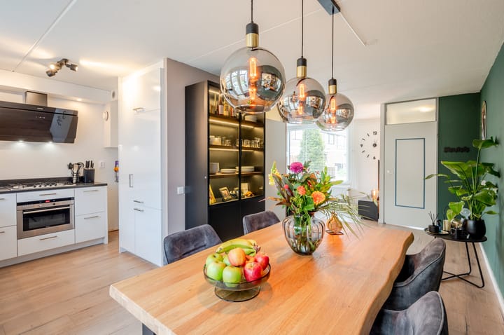 Foto 9 van Oostzeestraat 211