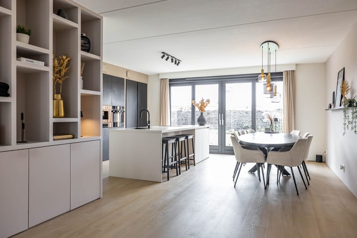 Foto 3 van Rosa Spierweg 57