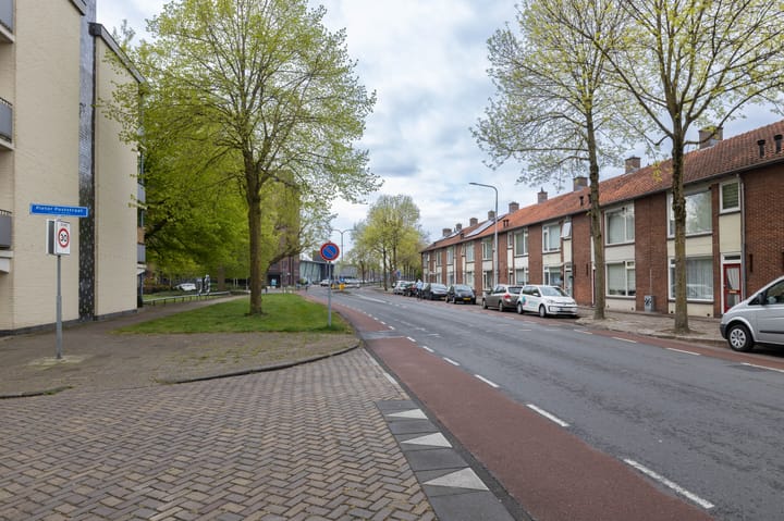 Foto 24 van Pieter Poststraat 9