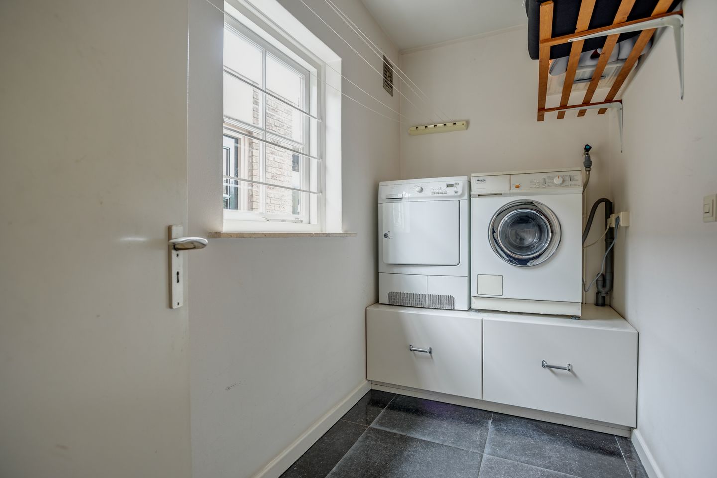 Photo 19 of Raadhuisstraat 24