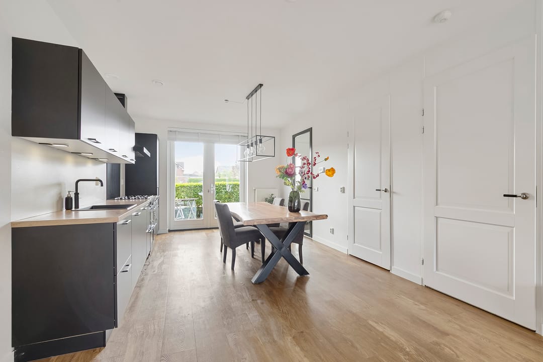 Foto 7 van Via Alosta 25