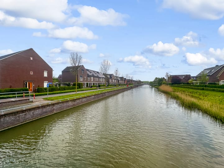 Foto 35 van Via Alosta 25