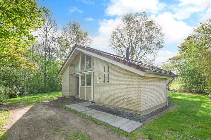 Foto 1 van Landweerswal 2-091