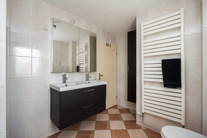 Foto 26 van Teeuwserf 19