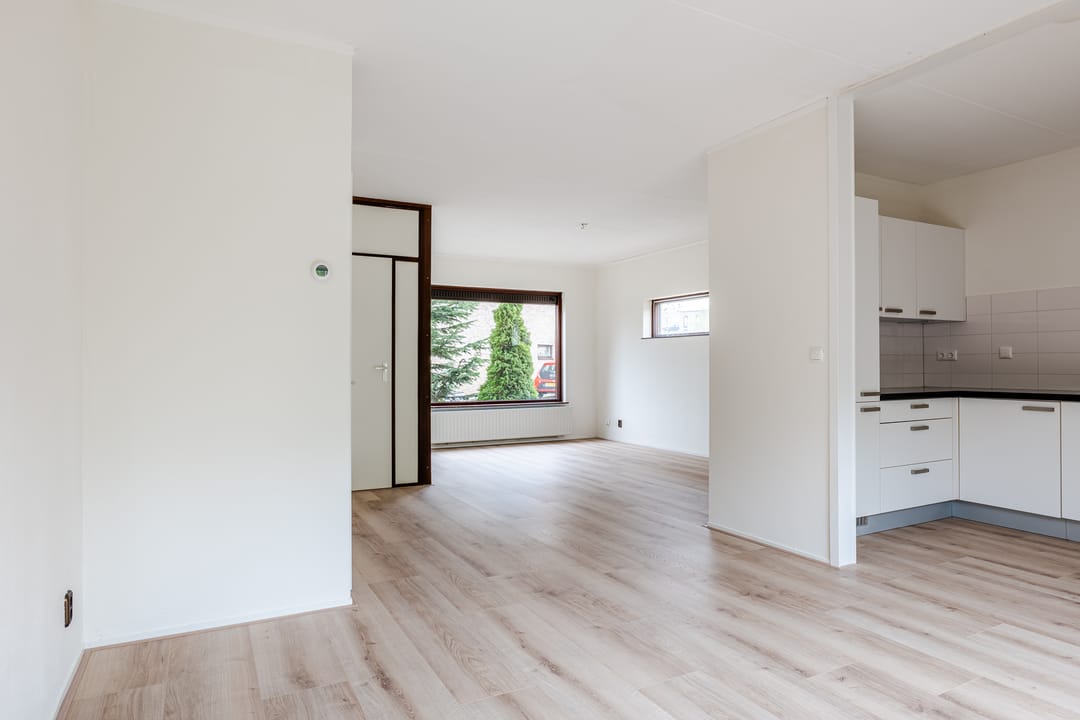 Photo 11 of Voorhuis 52