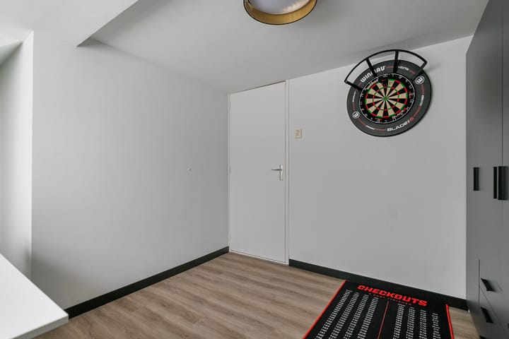 Foto 24 van Outshoornstraat 58