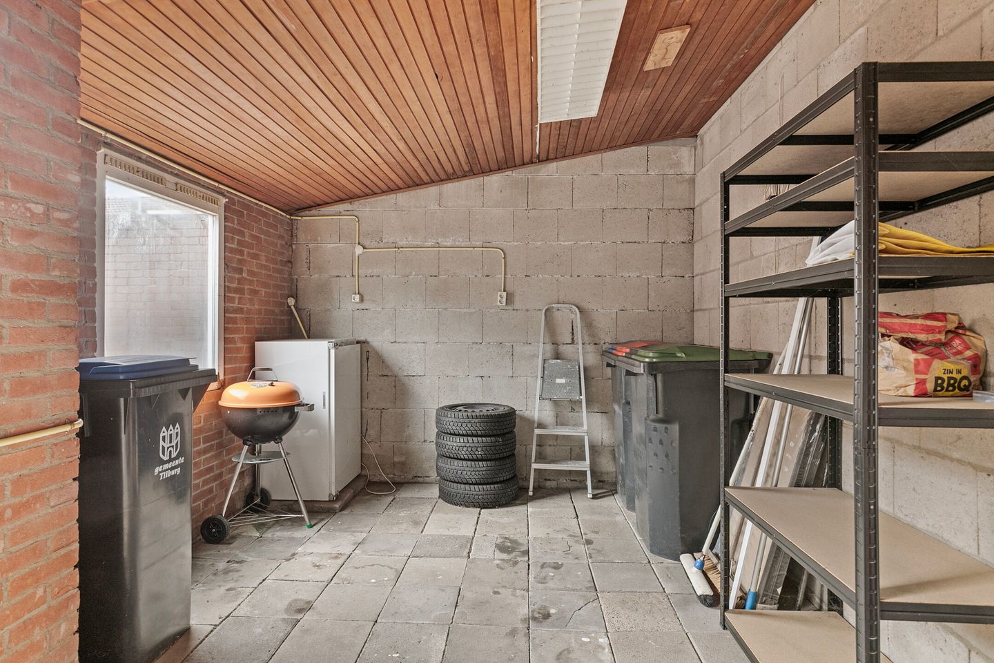 Photo 29 of Outshoornstraat 58