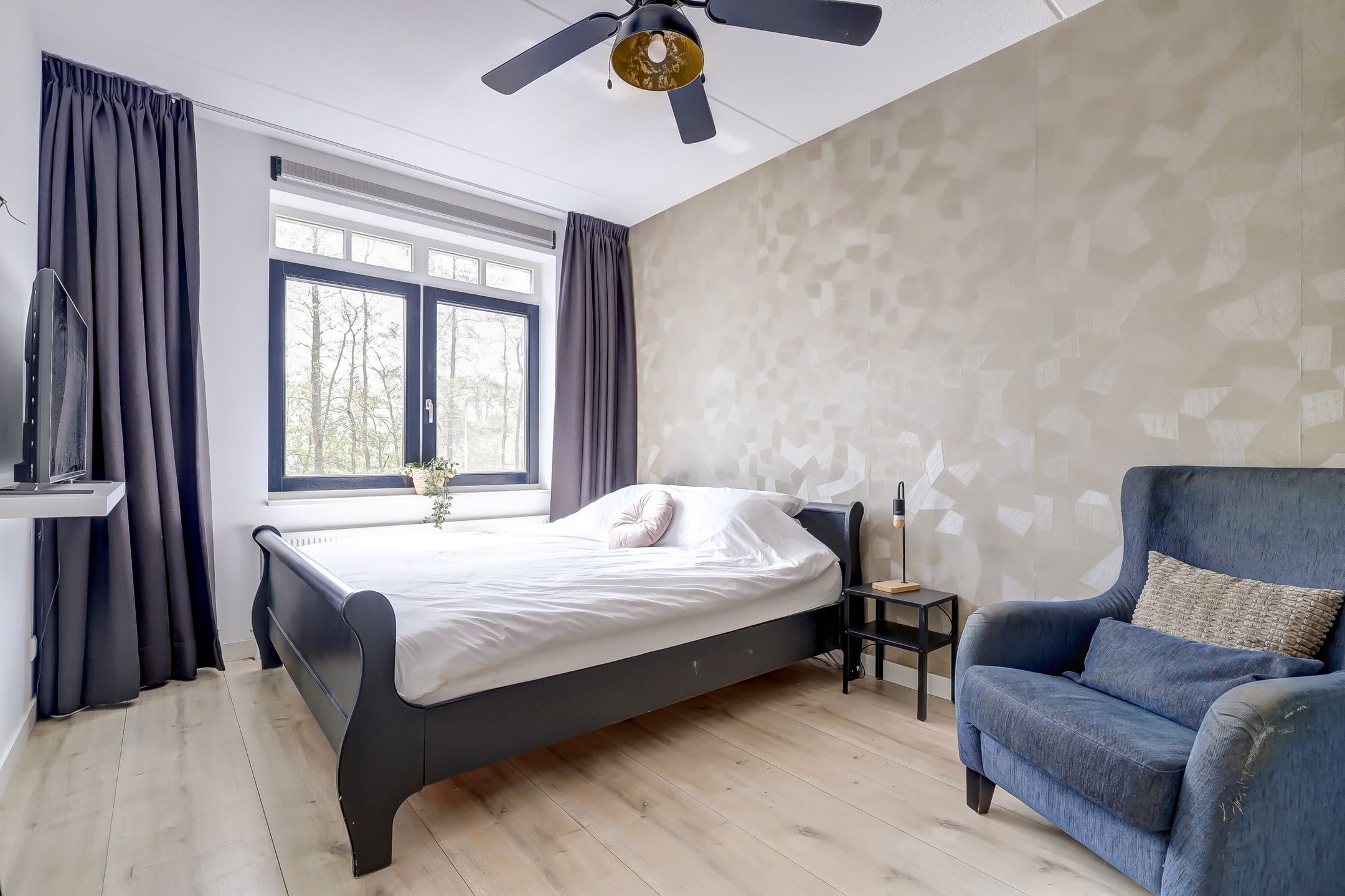 Foto 18 van Middenwillenseweg 77