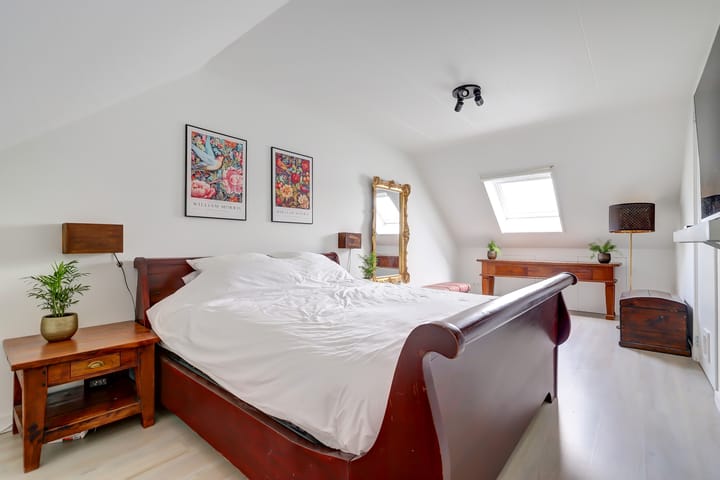 Foto 28 van Middenwillenseweg 77