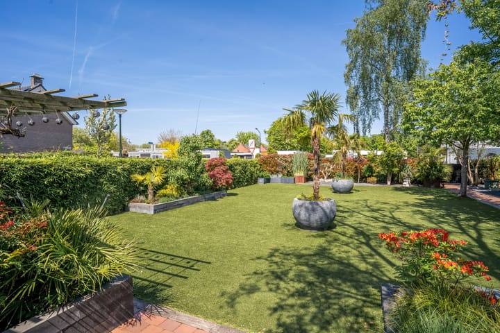 Foto 29 van St.-Annastraat 1