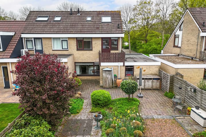 Photo 27 of De Blink 10