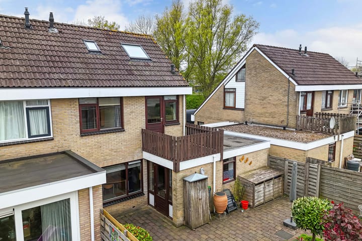 Photo 29 of De Blink 10