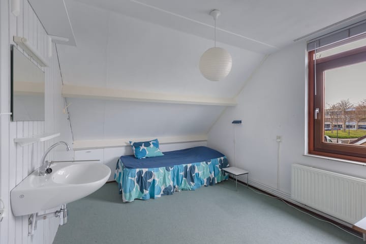 Photo 37 of De Blink 10