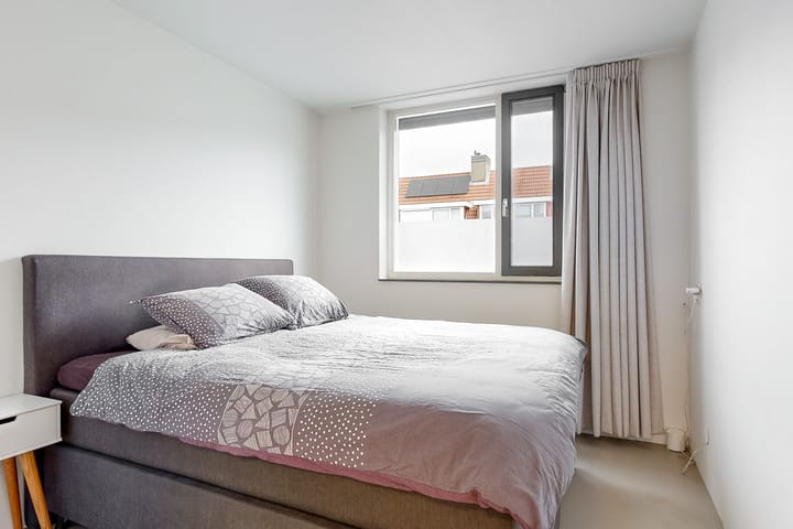 Foto 12 van Waterhoen 9