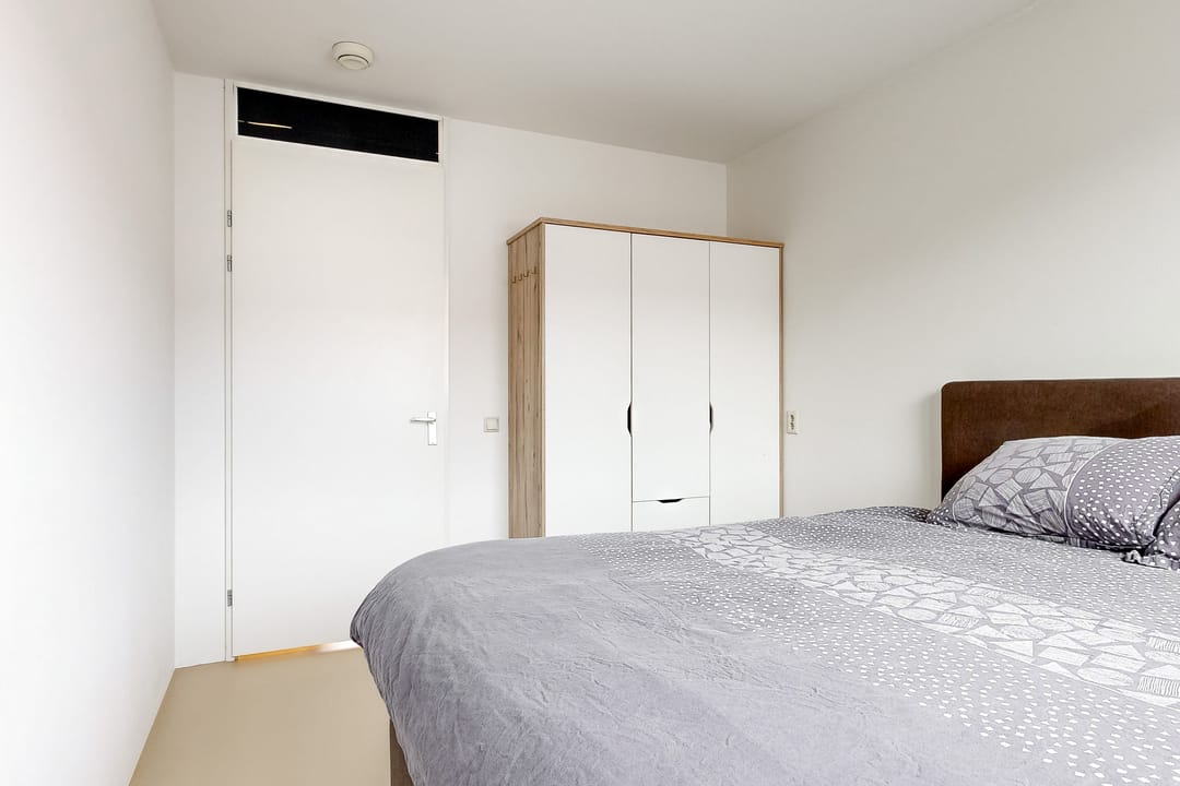 Photo 13 of Waterhoen 9