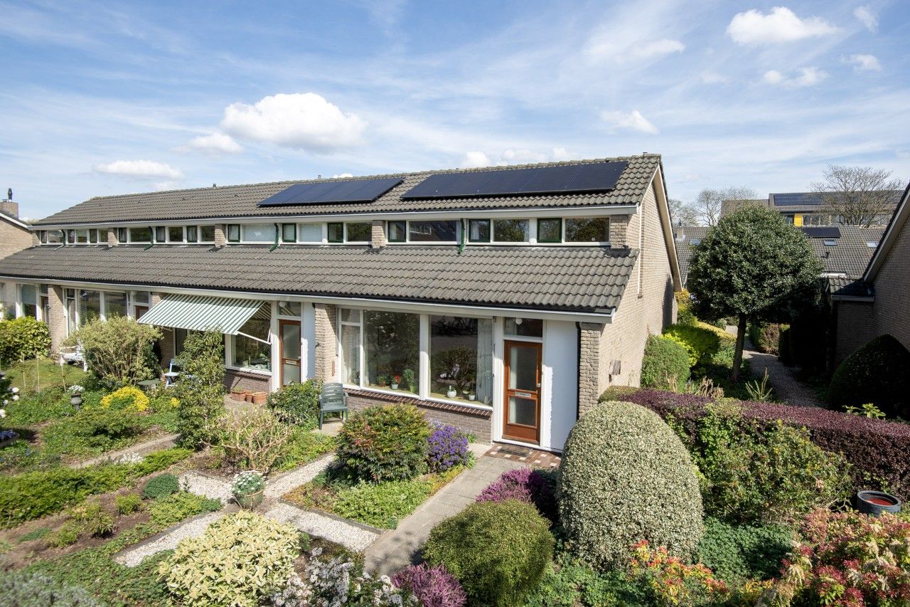 Foto 1 van Van Broeckhuysenstraat 14