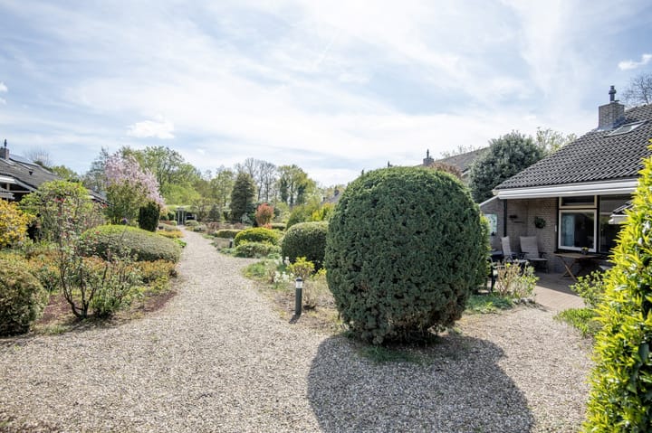 Foto 8 van Van Broeckhuysenstraat 14