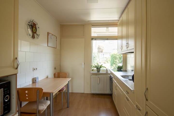 Foto 17 van Van Broeckhuysenstraat 14