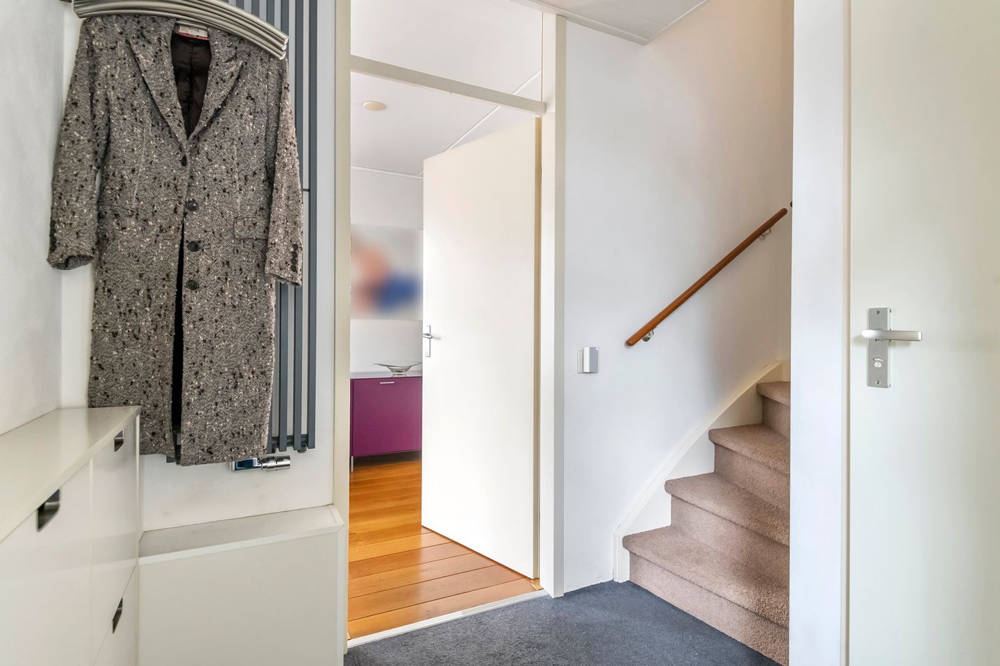 Foto 4 van James Grieve 1