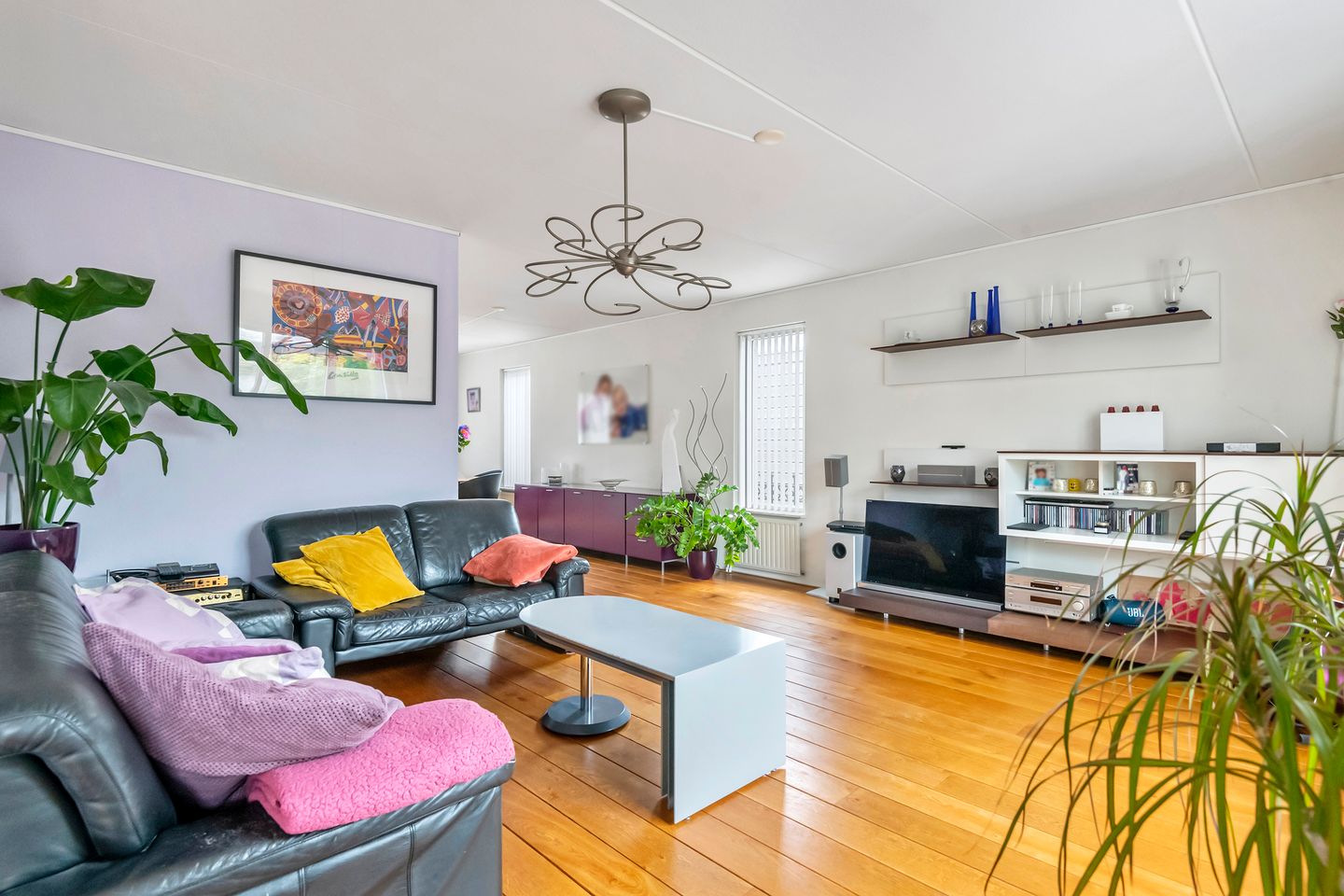 Foto 10 van James Grieve 1