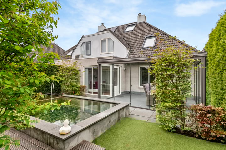 Foto 37 van James Grieve 1