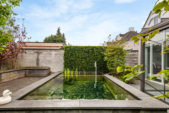 Foto 38 van James Grieve 1