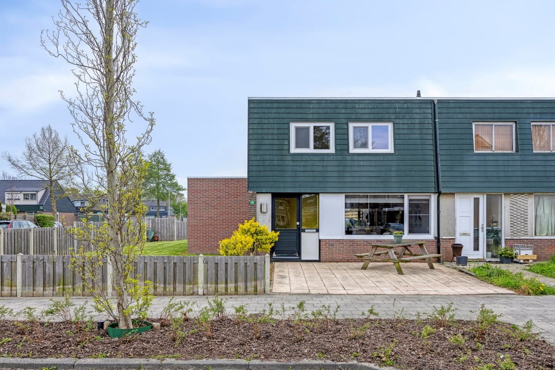 Photo 7 of Botter 18