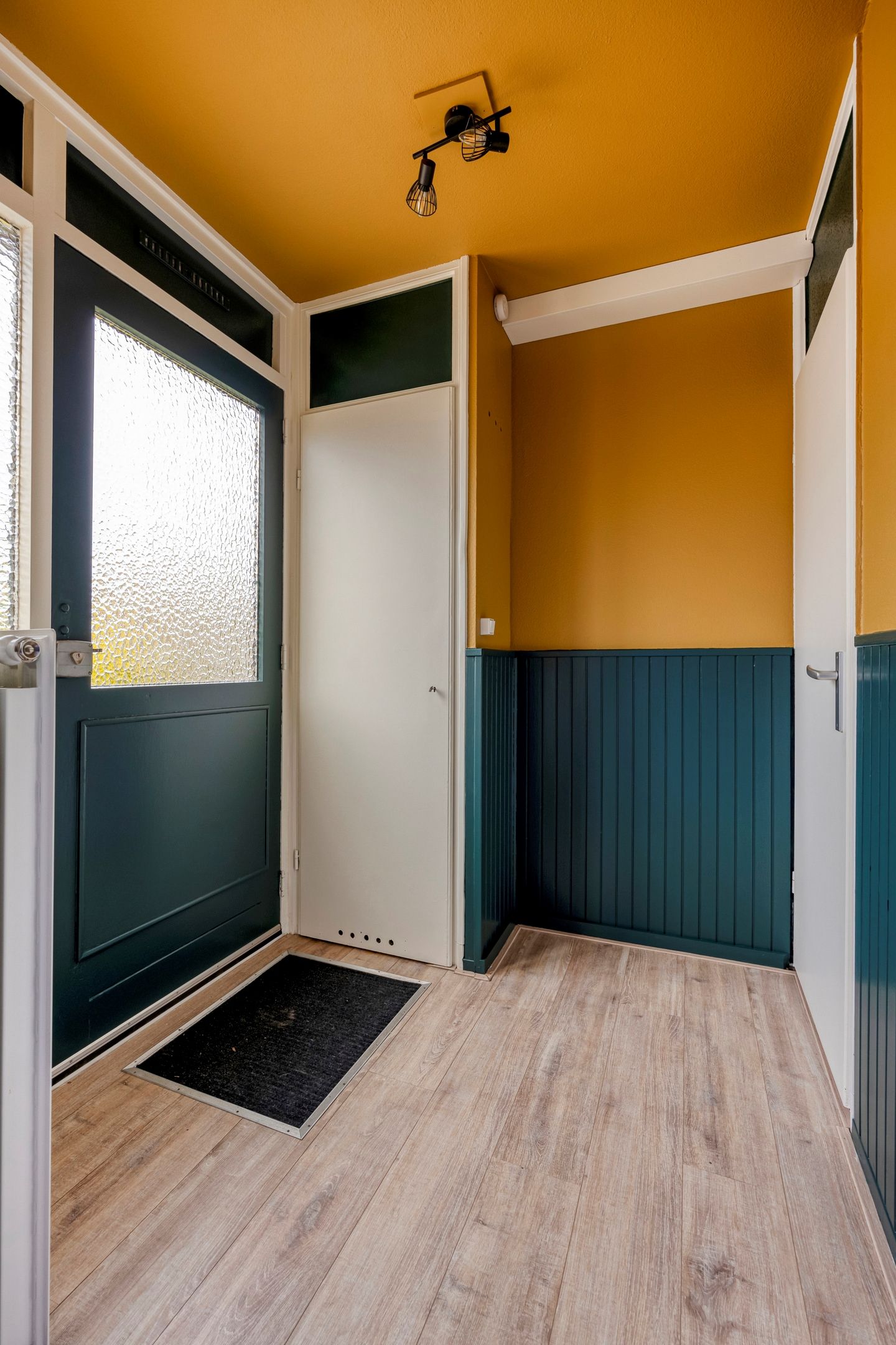 Photo 9 of Botter 18