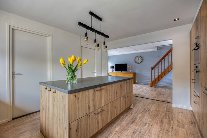 Photo 22 of Botter 18