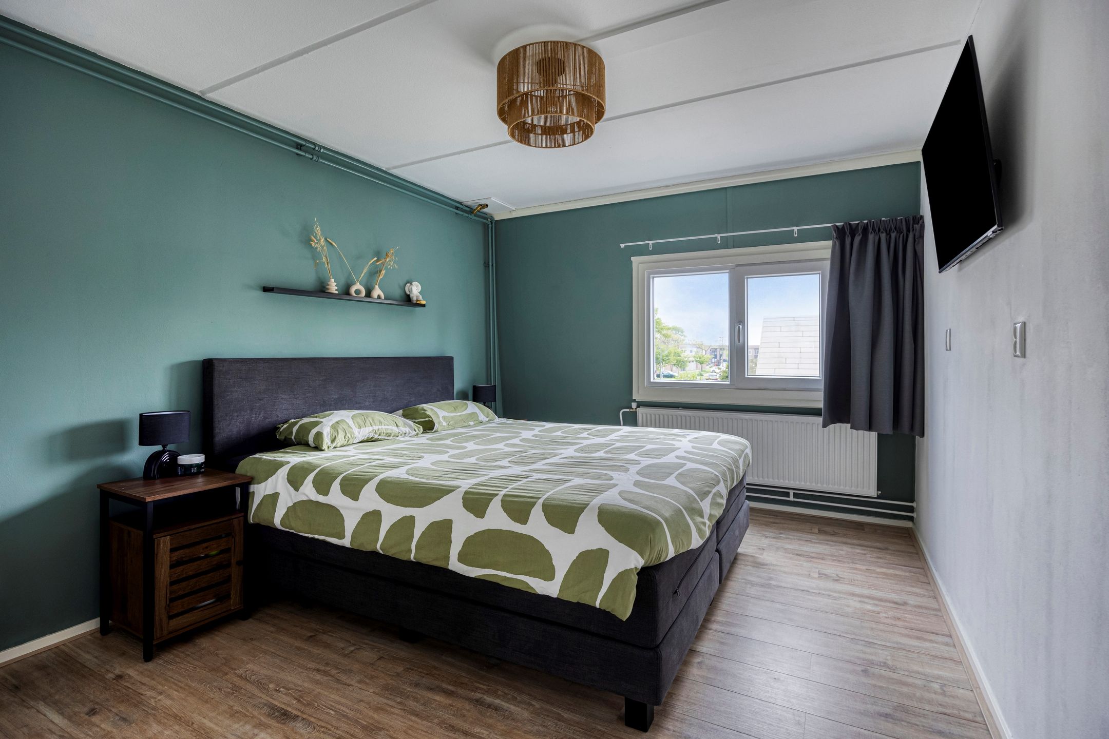 Photo 30 of Botter 18