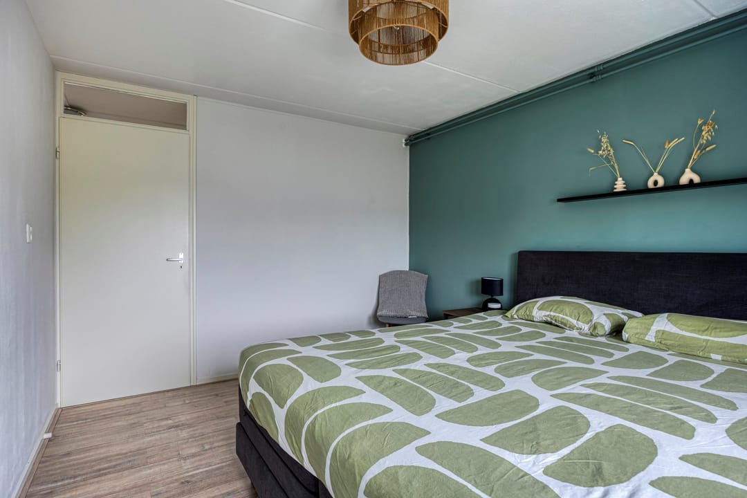 Photo 31 of Botter 18