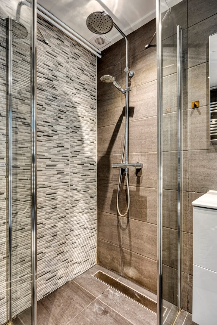 Photo 34 of Botter 18