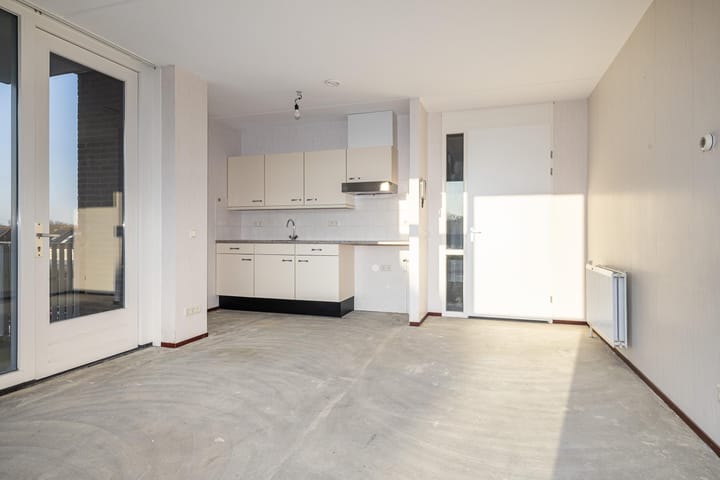 Foto 14 van Klaproosweg 53