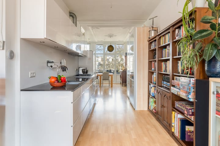 Foto 11 van 1e Middellandstraat 63-B02