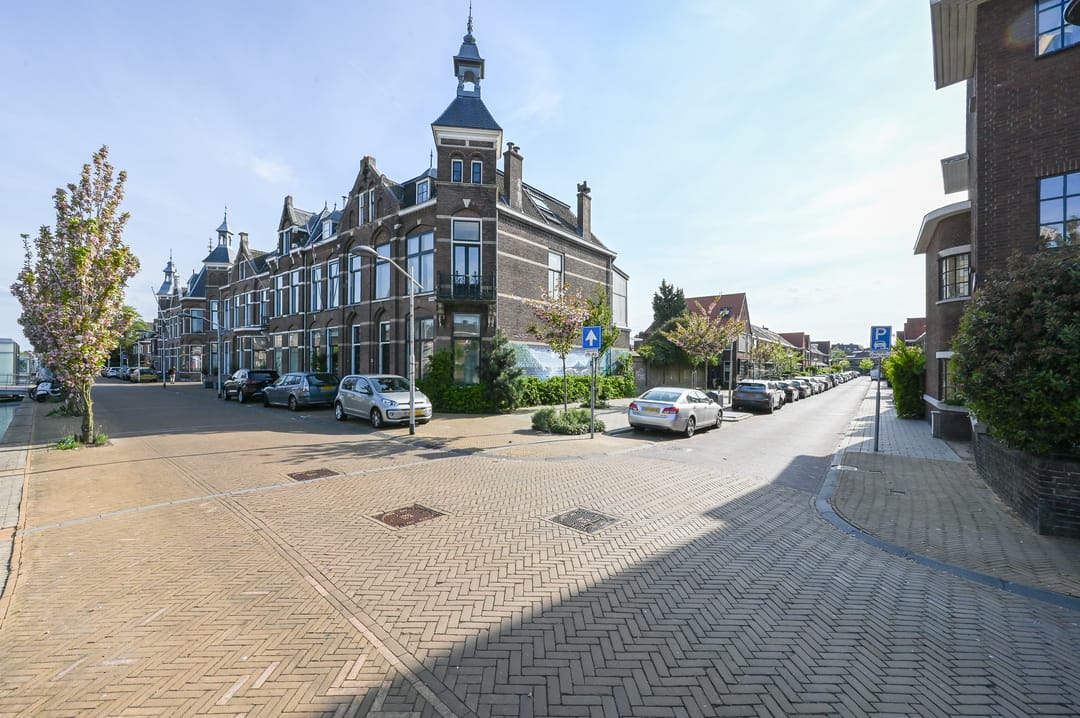 Foto 38 van Van Heemstrastraat 9