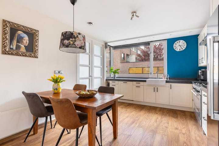 Foto 15 van Hendrik van Lunterenstraat 10