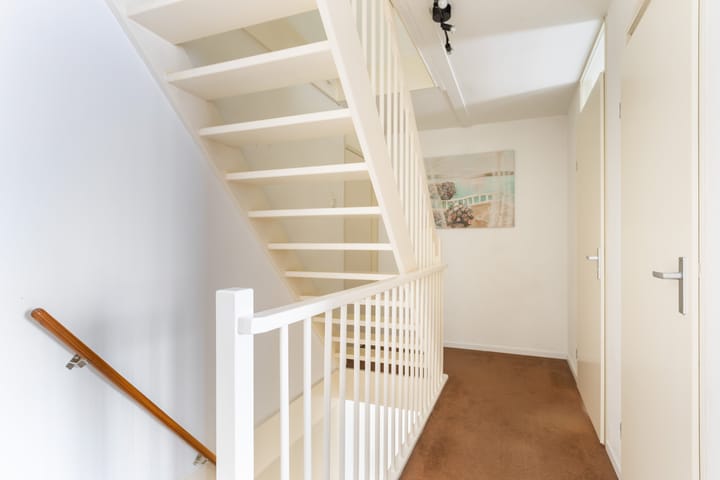 Foto 30 van Hendrik van Lunterenstraat 10