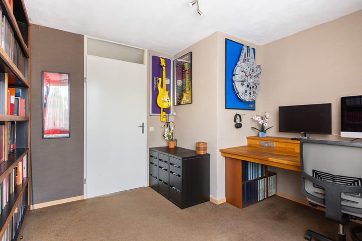 Foto 34 van Hendrik van Lunterenstraat 10