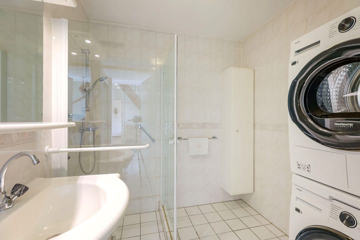 Photo 20 of Johanna Naberstraat 53