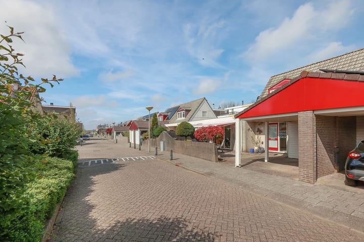 Photo 39 of Johanna Naberstraat 53