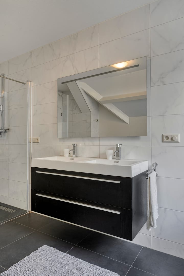 Foto 38 van Oirschotsebaan 73