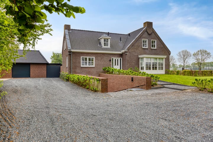 Foto 77 van Oirschotsebaan 73